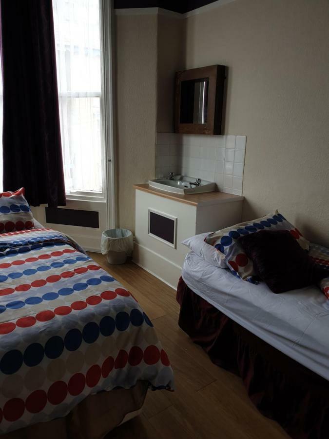 Foxhall Village Guest House Blackpool Exterior foto